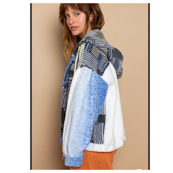 CLEARANCE $45 start No. 114 POL hooded fleece jacket - Picture 4 of 8